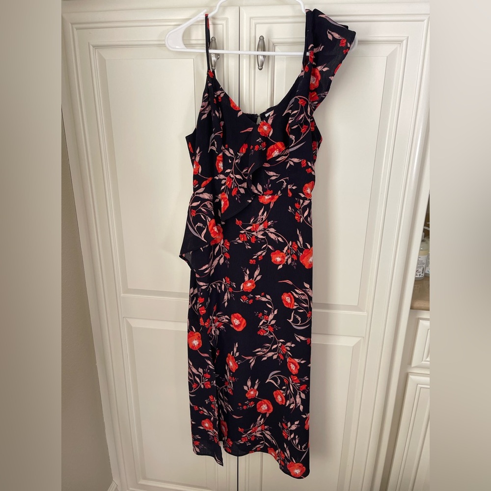 Lush One-Shoulder Floral Ruffle Midi Dress | Size M